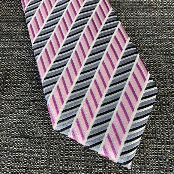 KENNETH ROBERTS Platinum Pink Black Necktie - silk designer geometric striped - Picture 3 of 9